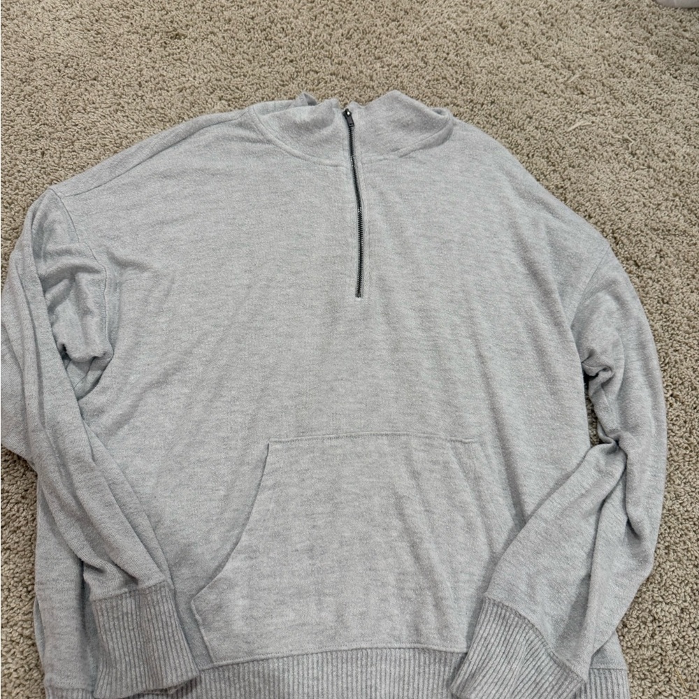 Aeire Quarter zip